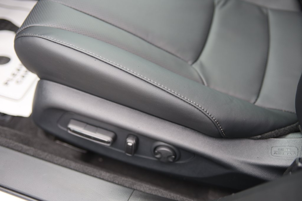 New 2026 Honda Accord EX-L image 13