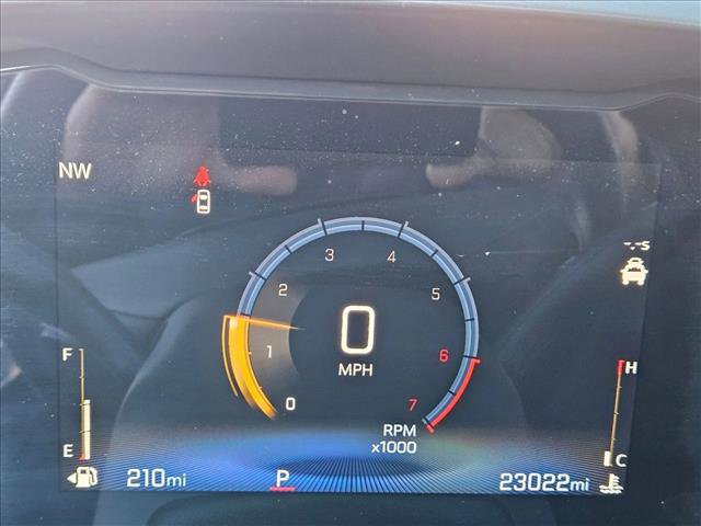 Used 2024 Chevrolet Trax RS w/ Sunroof Package image 14