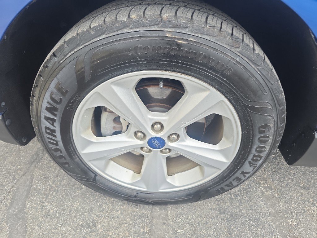 Used 2020 Ford Edge SE w/ Cargo Accessory Package image 26