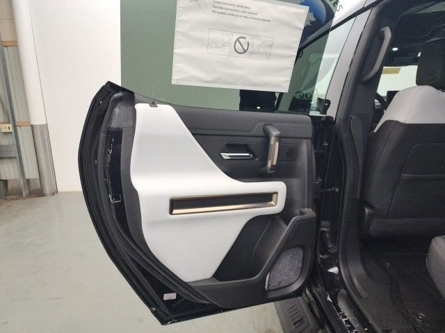 New 2025 GMC Hummer EV 3X w/ LPO, Dark Essentials Package AWD/4WD image 20