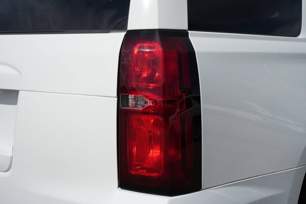 Used 2019 Chevrolet Tahoe LT w/ Luxury Package AWD/4WD image 20