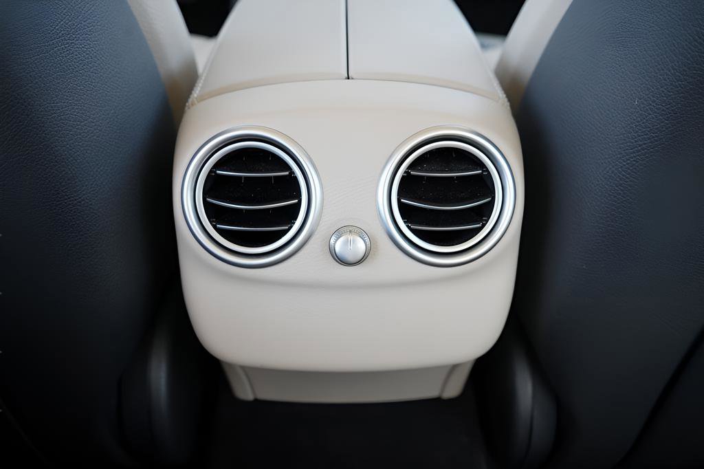 Used 2021 Mercedes-Benz C 300 4MATIC Sedan w/ Premium Package image 20