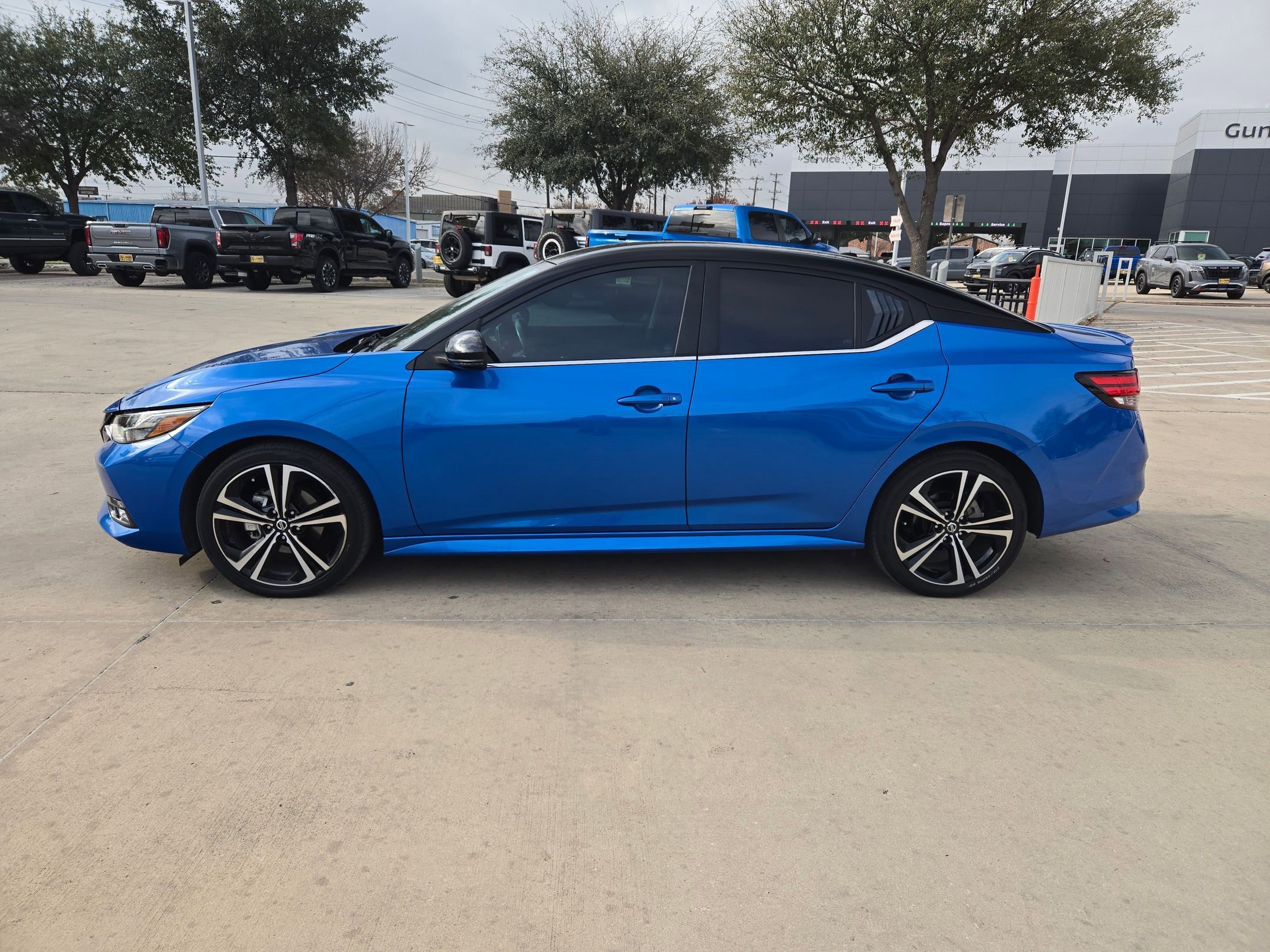 Certified 2023 Nissan Sentra SR image 6