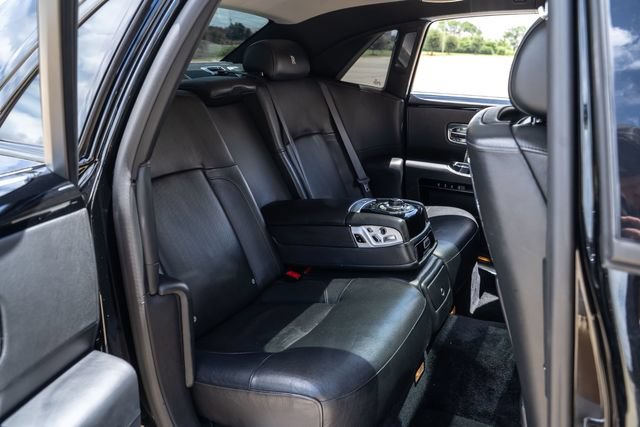 Used 2013 Rolls-Royce Ghost RWD image 29