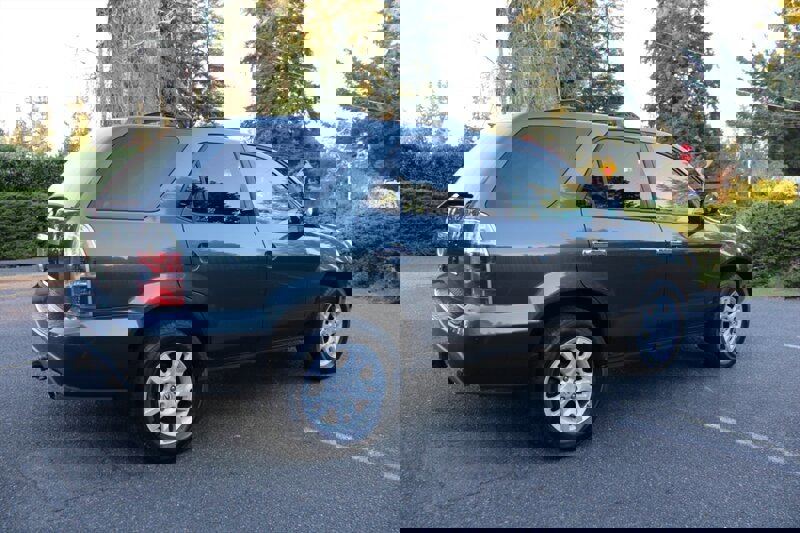 Used 2005 Acura MDX Touring image 3