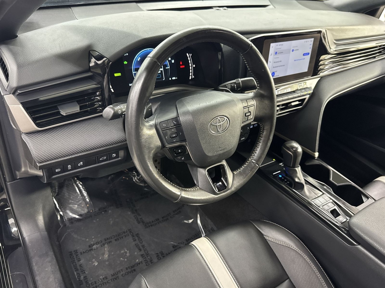 Used 2025 Toyota Camry SE w/ Convenience Package AWD/4WD image 13