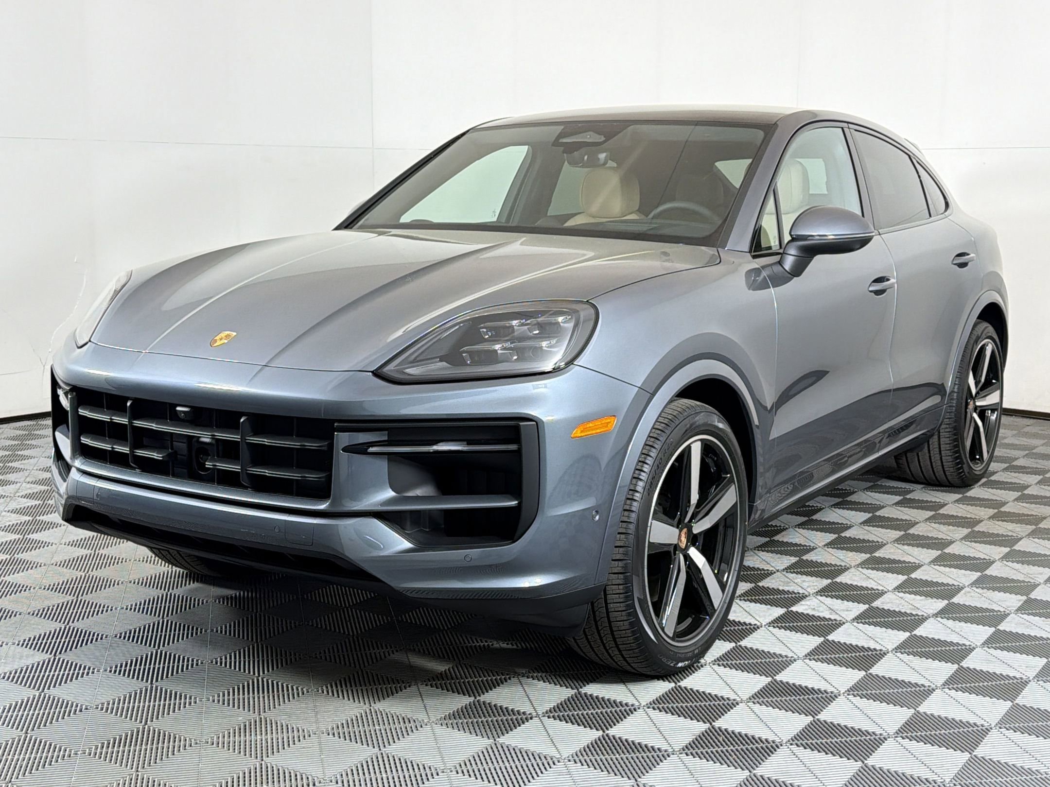 New 2026 Porsche Cayenne Coupe image 1