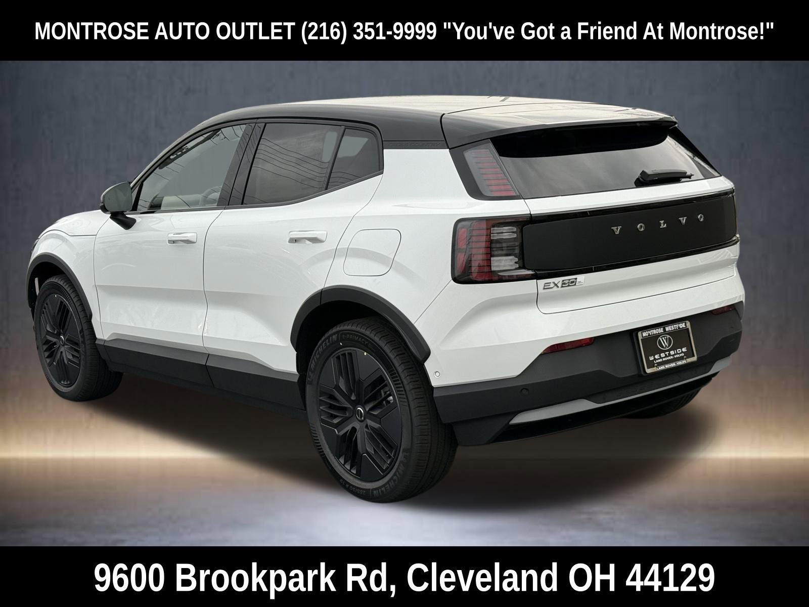 New 2026 Volvo EX30 Cross Country Ultra image 3