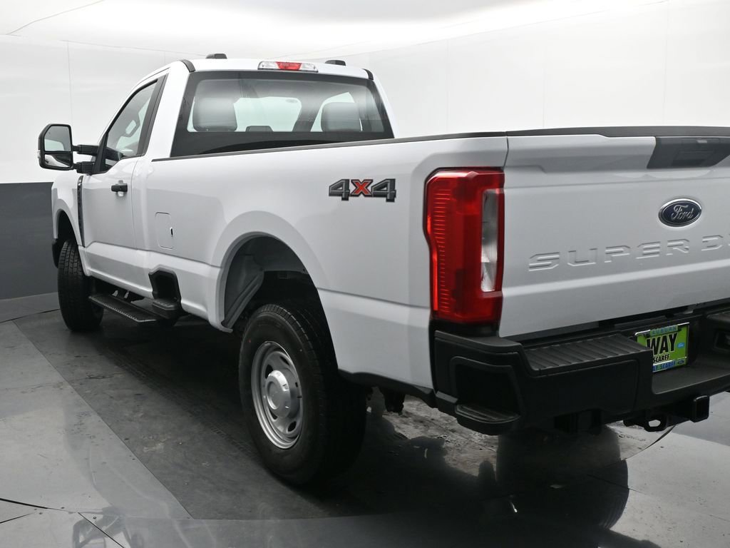 New 2026 Ford F250 XL w/ F-250 >10K GVWR Package AWD/4WD image 4