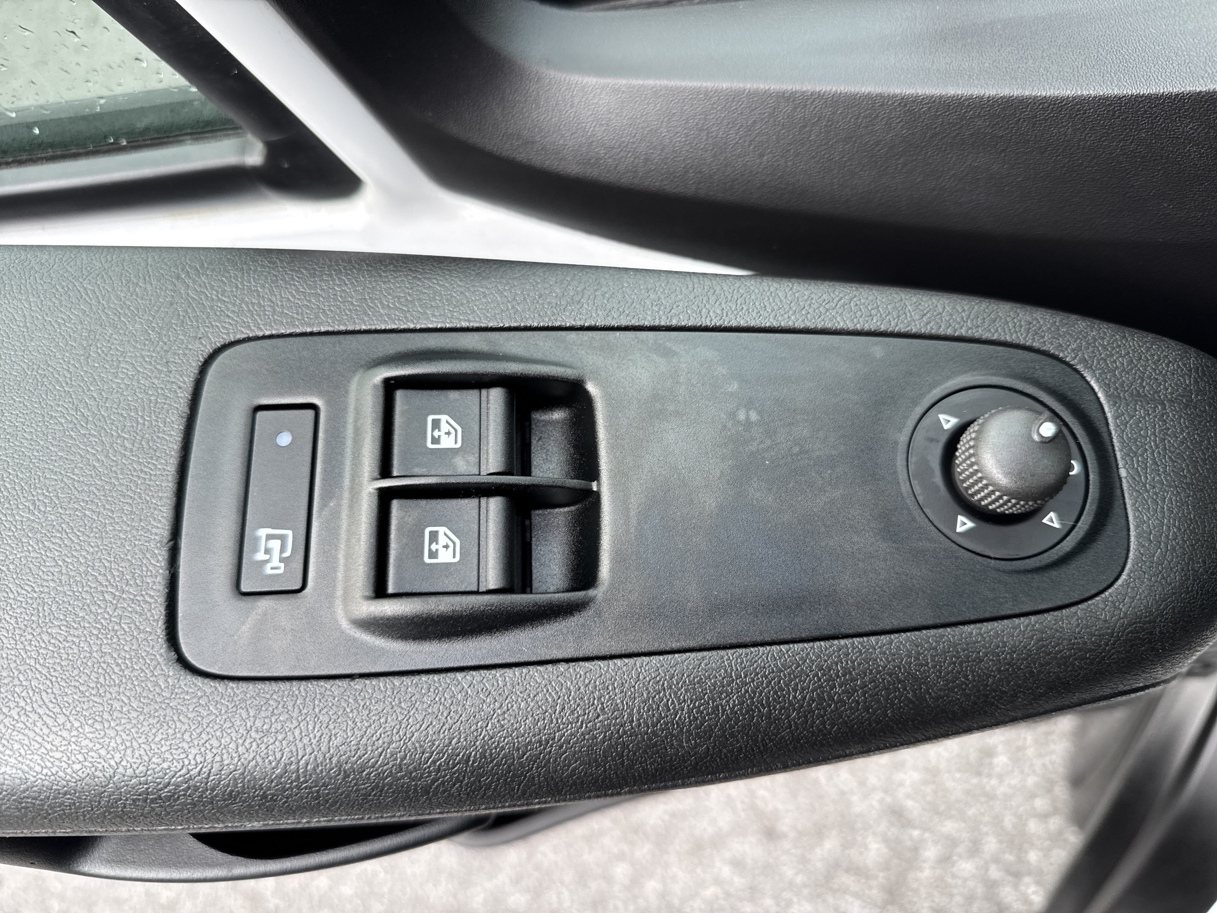 Used 2023 RAM ProMaster 2500 FWD image 17