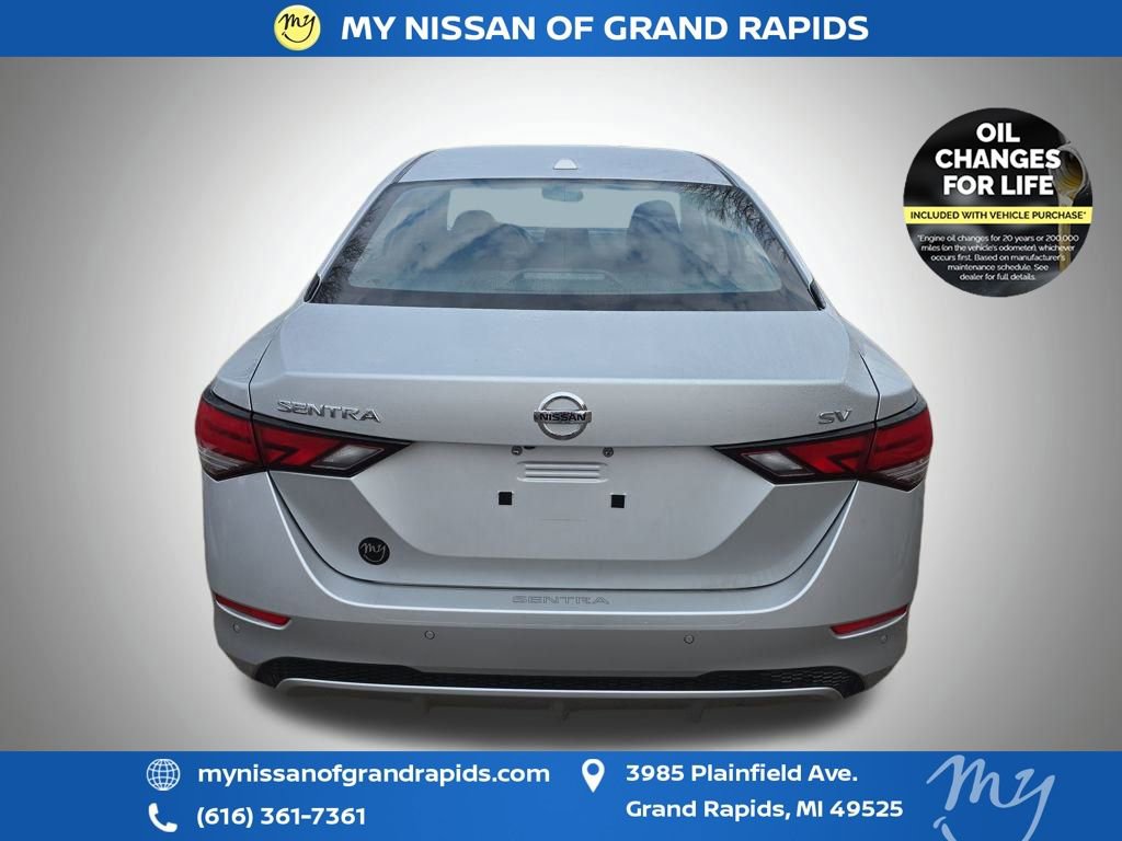 Used 2022 Nissan Sentra SV w/ Trunk Package image 13