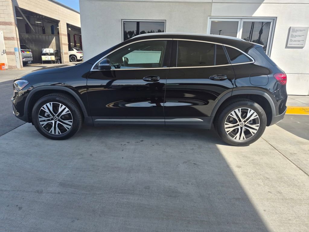 Used 2025 Mercedes-Benz GLA 250 image 3