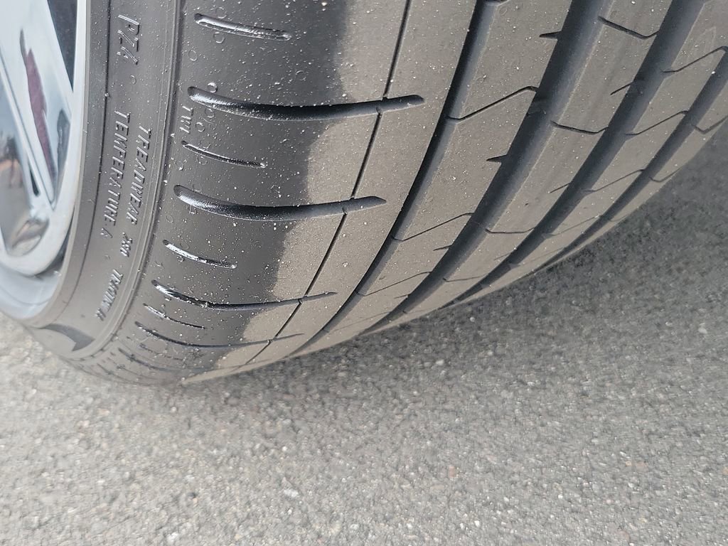 Used 2022 Mercedes-Benz E 450 Coupe image 27