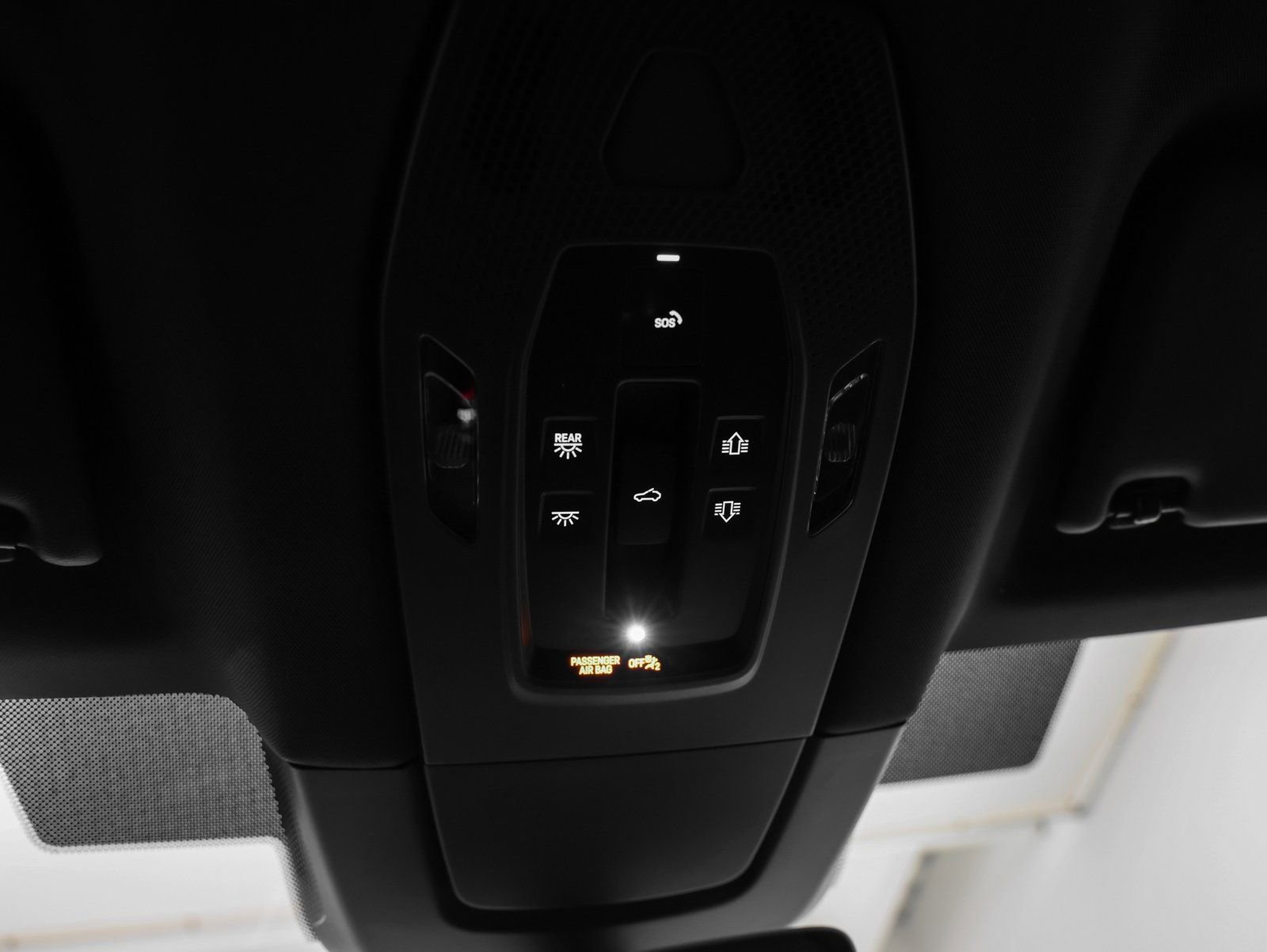 New 2025 Porsche Macan 4S Electric image 44