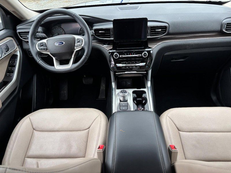 Used 2022 Ford Explorer Limited w/ Hybrid Equipment Group 310A image 15