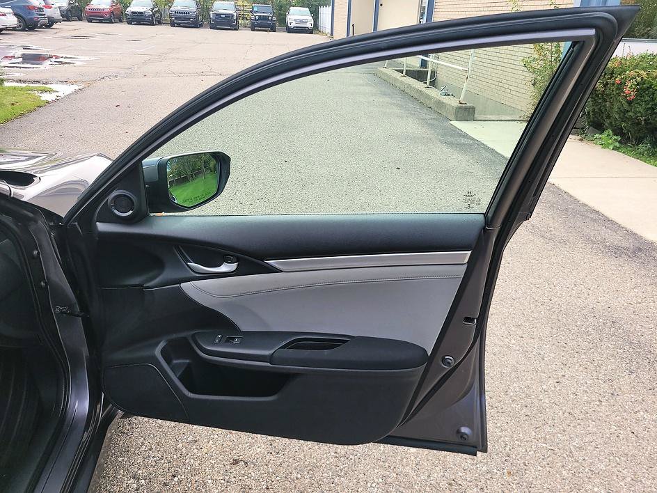 Used 2017 Honda Civic EX image 43