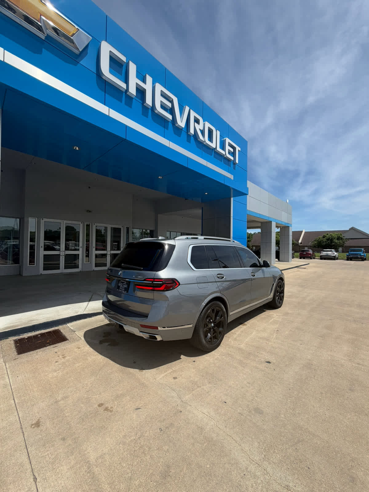 Used 2023 BMW X7 xDrive40i w/ Premium Package AWD/4WD image 8