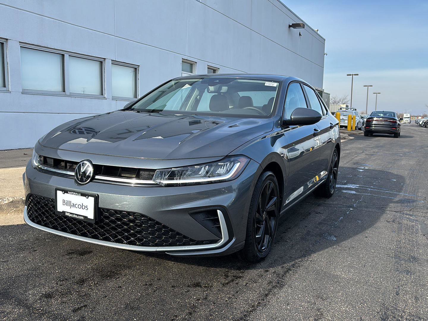 Used 2025 Volkswagen Jetta SE w/ Black Wheel Package image 2