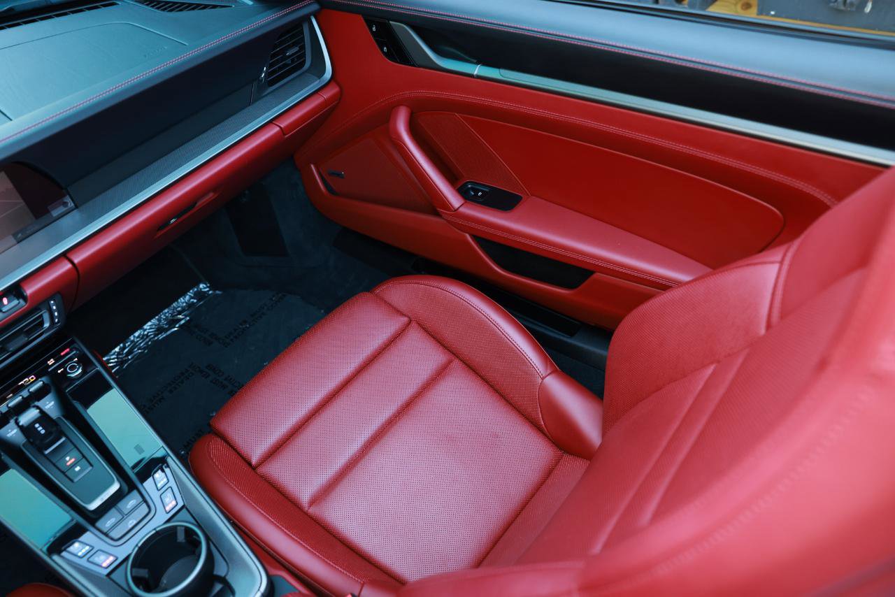 Used 2020 Porsche 911 Carrera S w/ Sport Package image 24