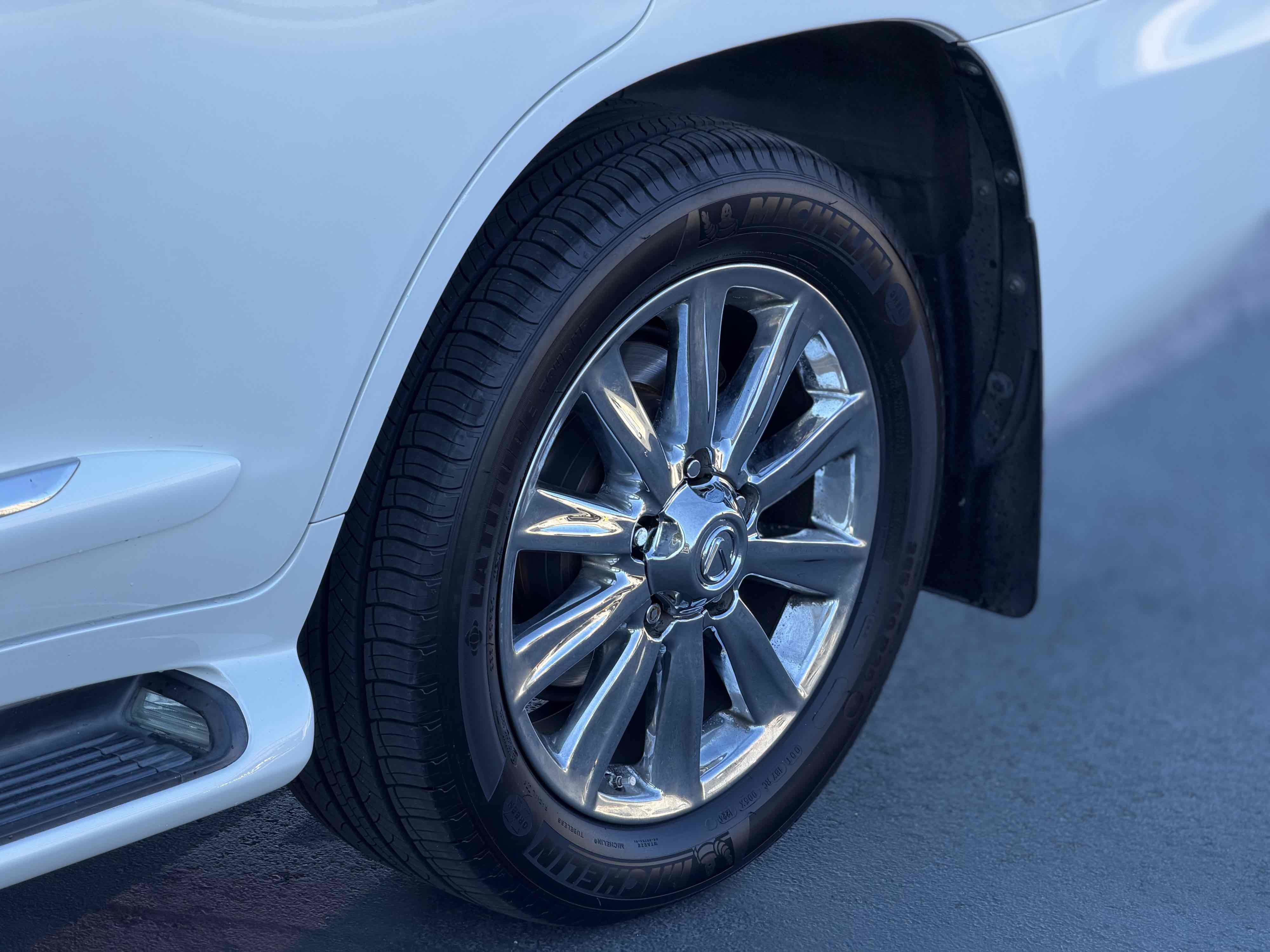 Used 2008 Lexus LX 570 4WD image 16