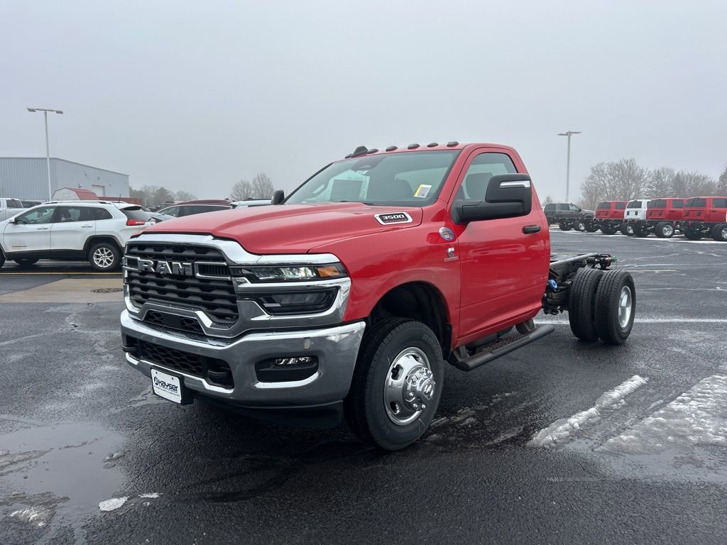 New 2026 RAM 3500 Tradesman w/ Chrome Appearance Group A AWD/4WD image 3
