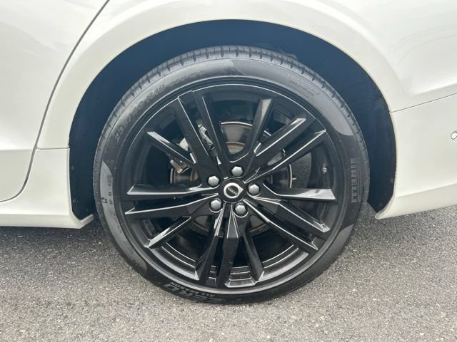 Certified 2024 Volvo S60 B5 Plus AWD/4WD image 9