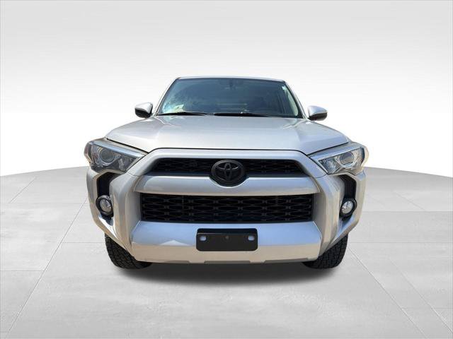 Certified 2019 Toyota 4Runner SR5 AWD/4WD image 1