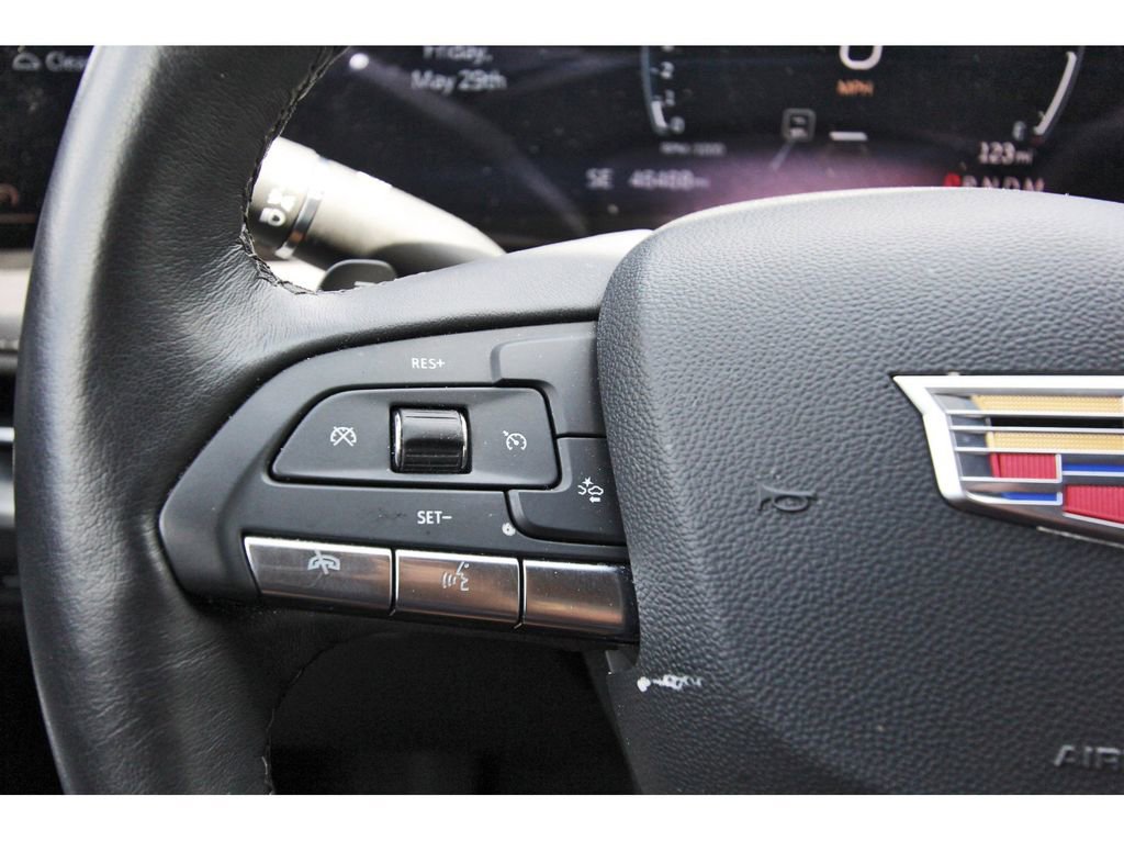 Certified 2025 Cadillac XT4 Premium Luxury FWD image 15