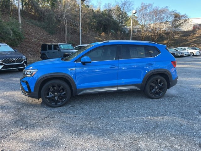 Used 2023 Volkswagen Taos SE image 37