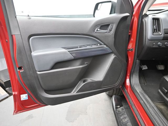 Used 2016 Chevrolet Colorado Z71 image 12