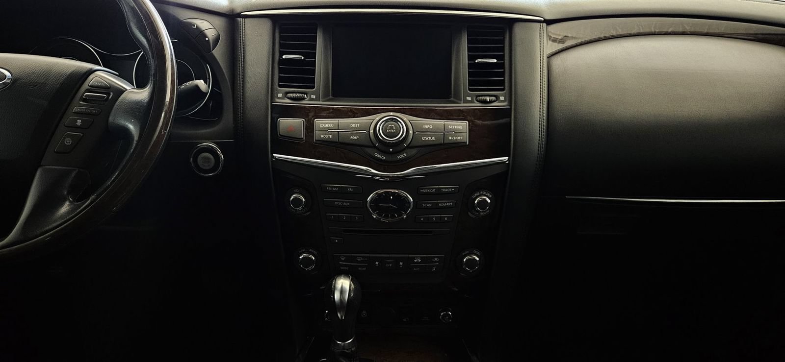 Used 2012 INFINITI QX56 4WD w/ Deluxe Touring Pkg image 13