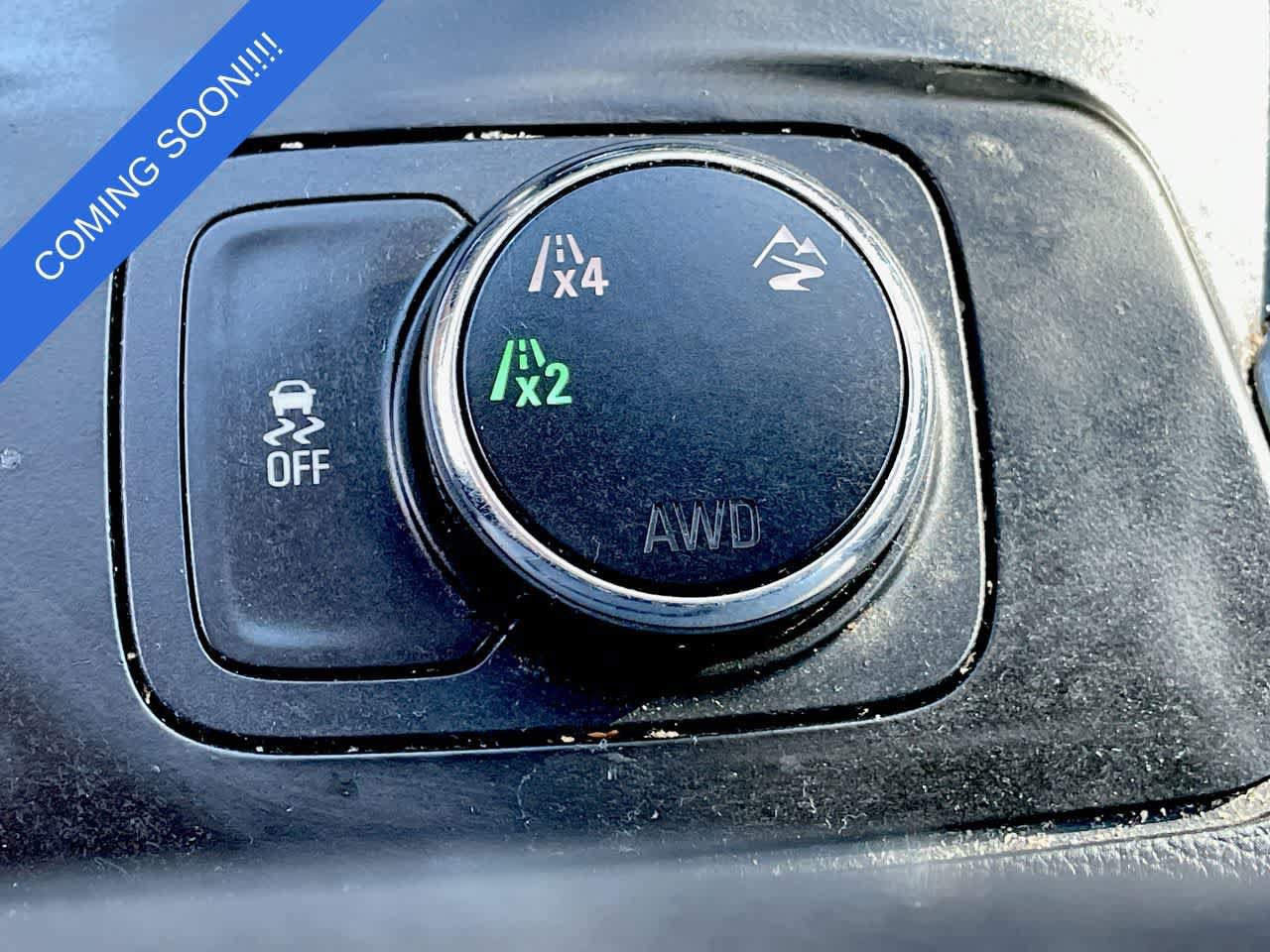 Used 2019 Chevrolet Traverse LT w/ LT Premium Package AWD/4WD image 28