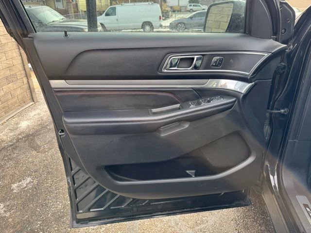 Used 2016 Ford Explorer Sport w/ Equipment Group 401A image 10
