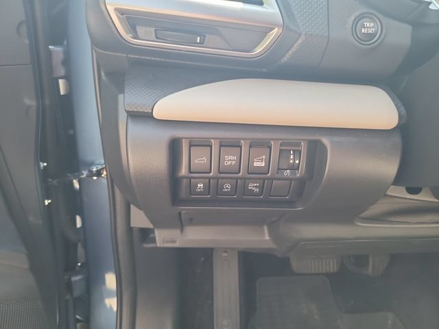 Used 2023 Subaru Forester Limited AWD/4WD image 17