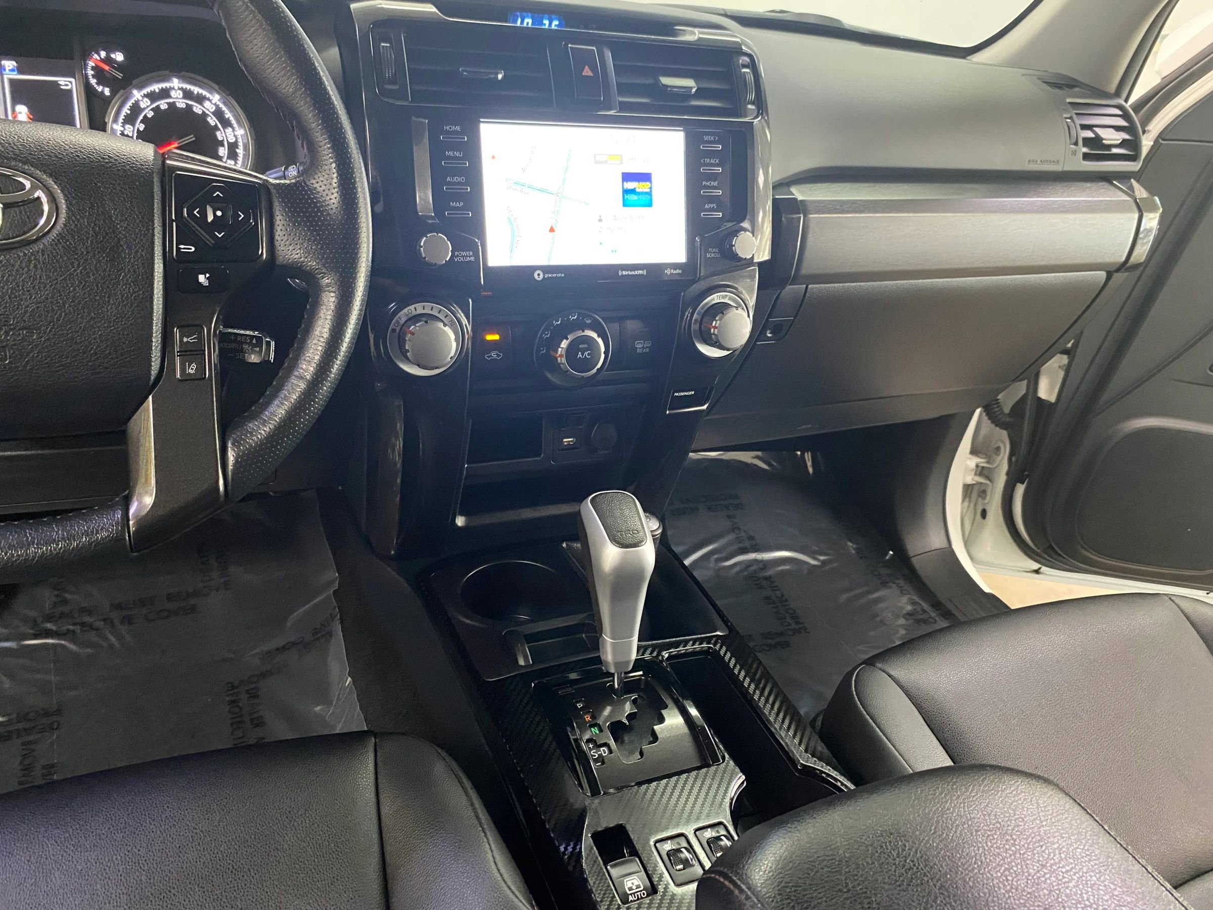 Used 2024 Toyota 4Runner TRD Off-Road Premium image 17