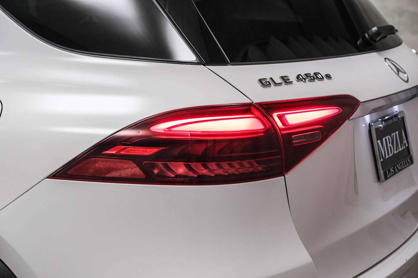 Certified 2024 Mercedes-Benz GLE 450e 4MATIC image 7
