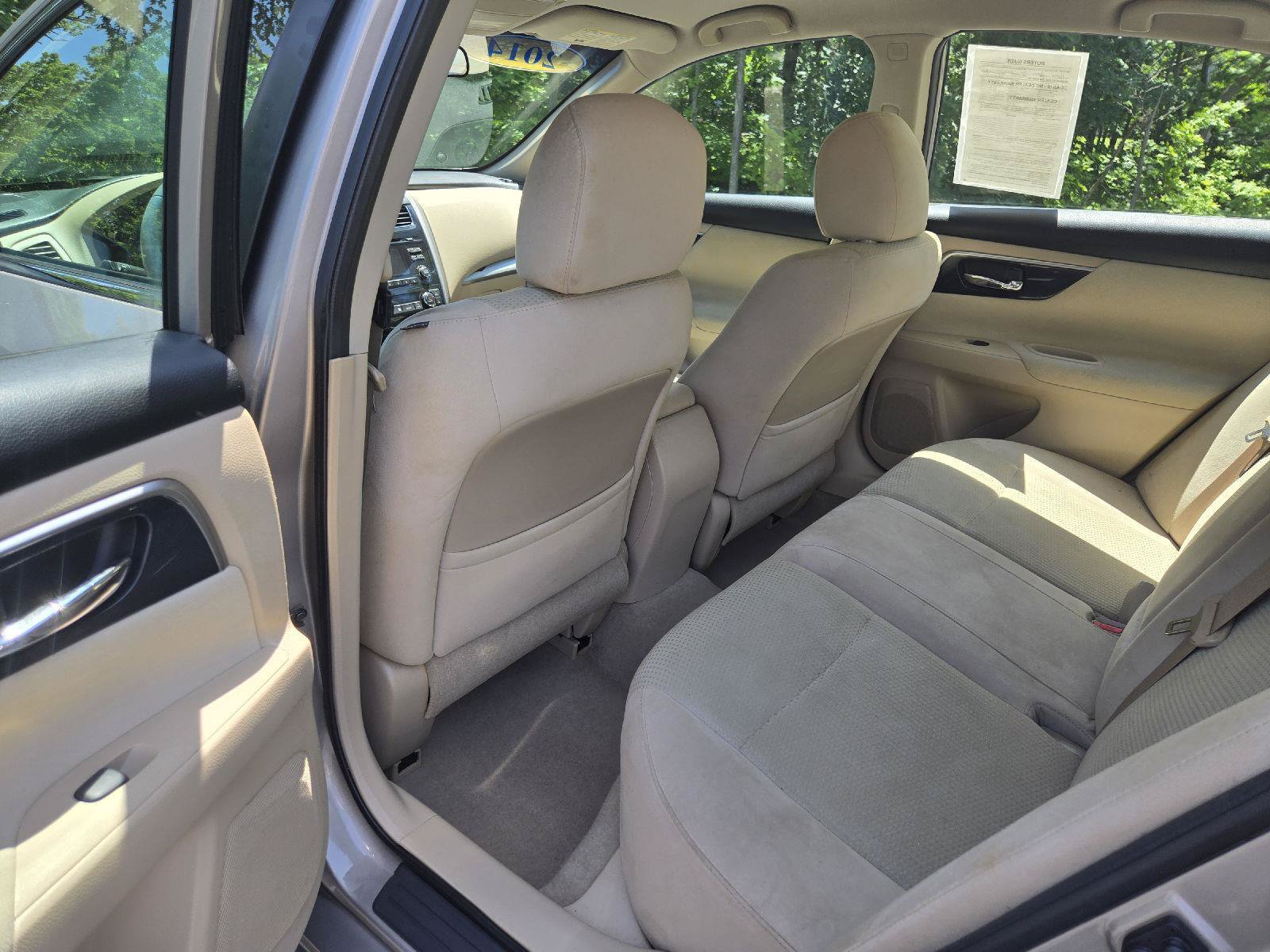 Used 2014 Nissan Altima 2.5 SV FWD image 23