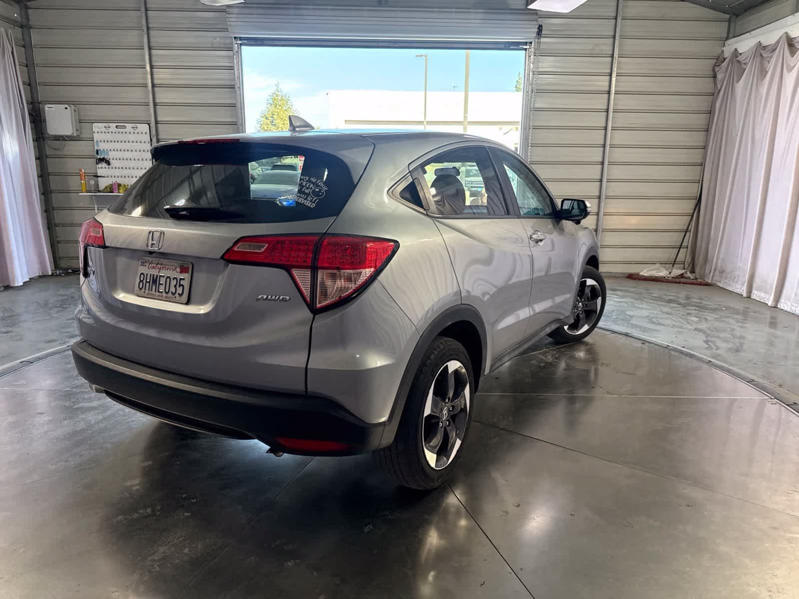 Used 2018 Honda HR-V EX image 4