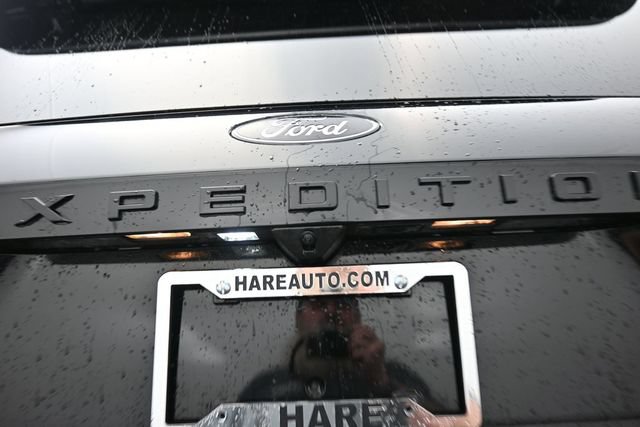 Used 2025 Ford Expedition Platinum w/ Stealth Appearance Package AWD/4WD image 27