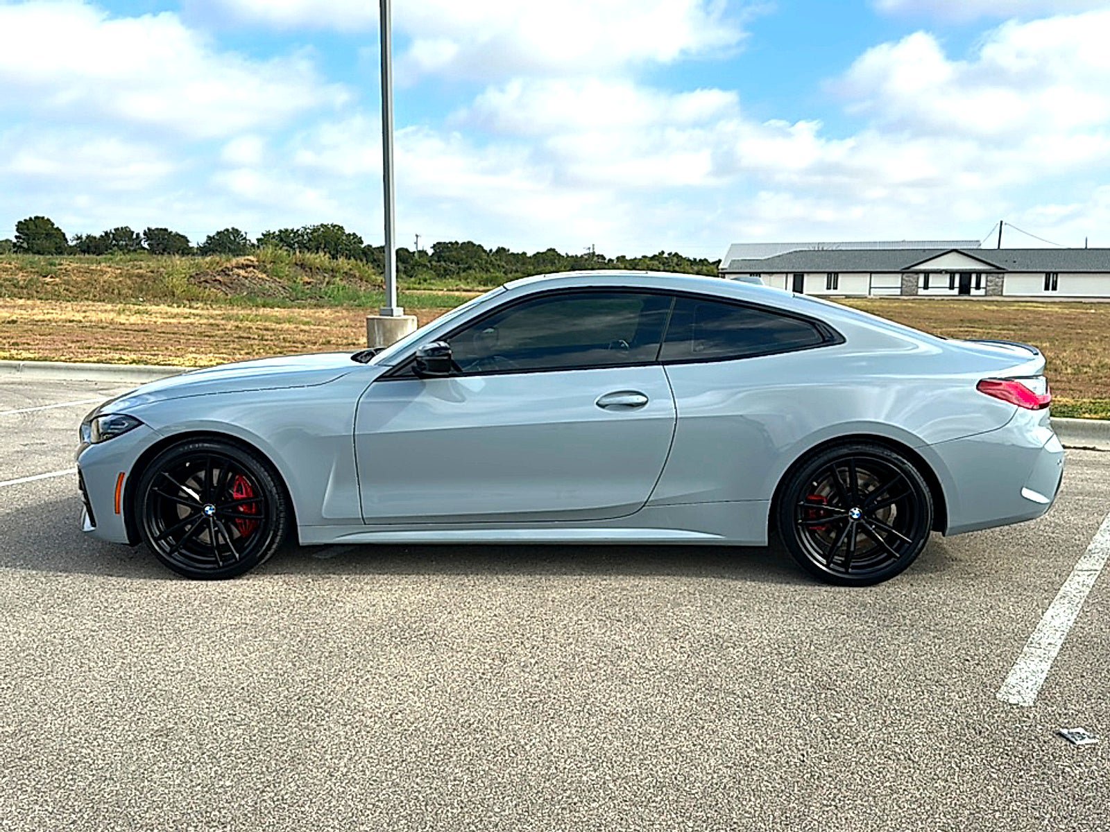 Used 2024 BMW 430i Coupe w/ M Sport Package RWD image 5