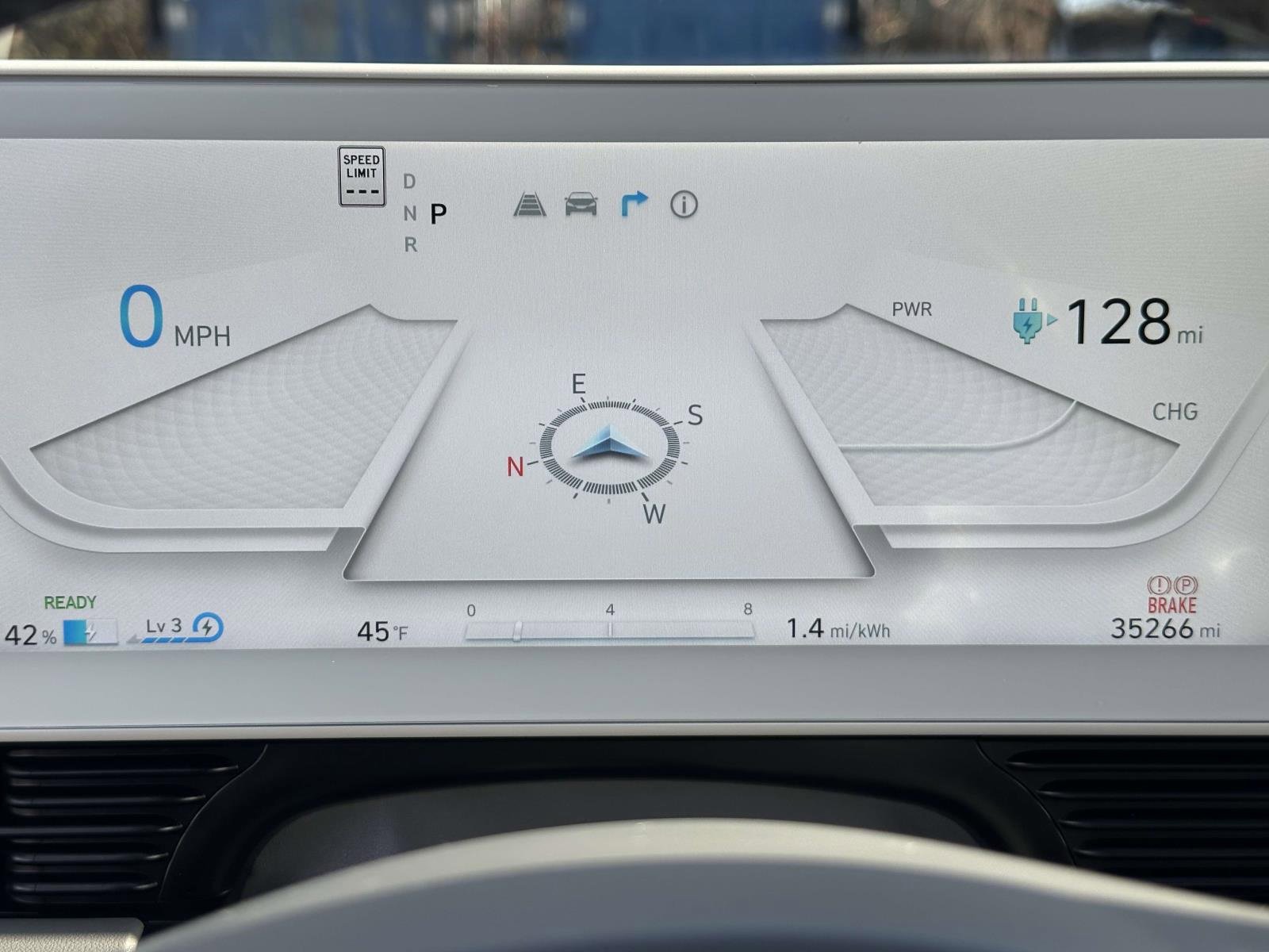 Used 2022 Hyundai Ioniq 5 SE image 19