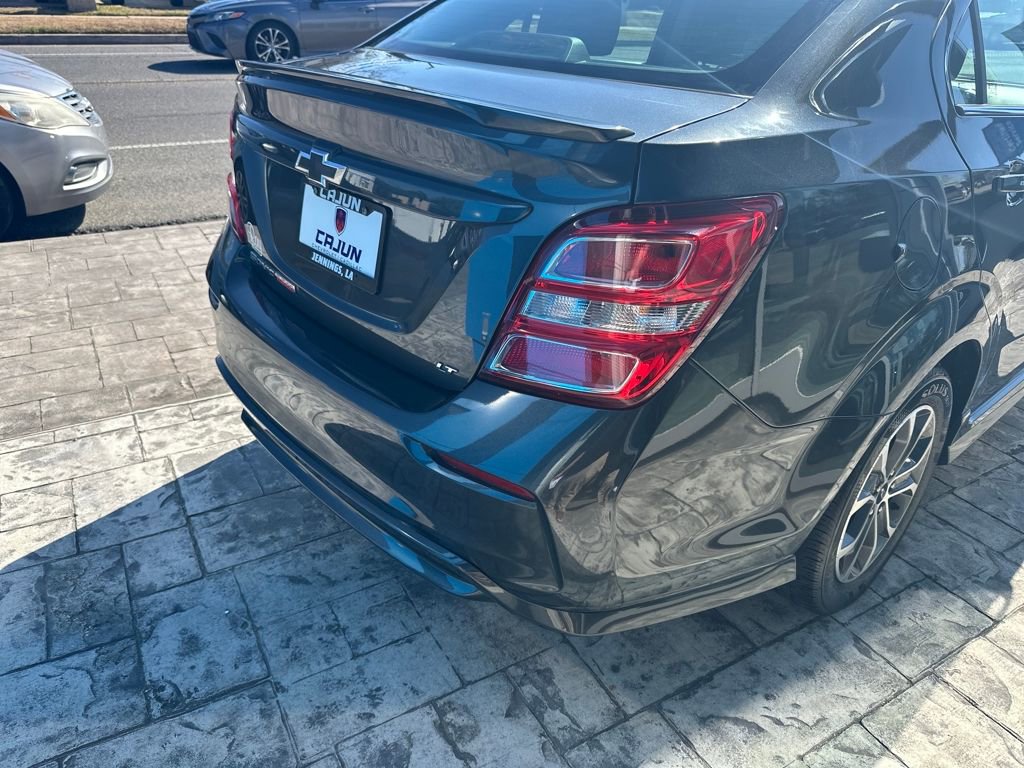 Certified 2018 Chevrolet Sonic LT w/ Convenience Package image 6