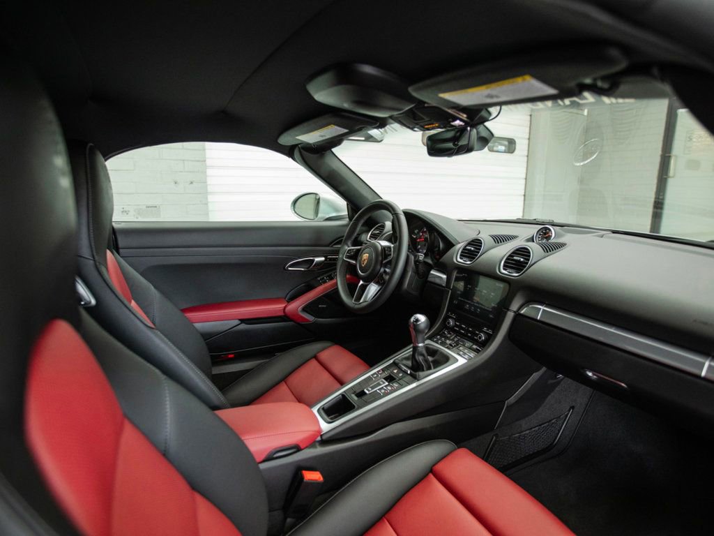 Used 2024 Porsche 718 Boxster S image 17