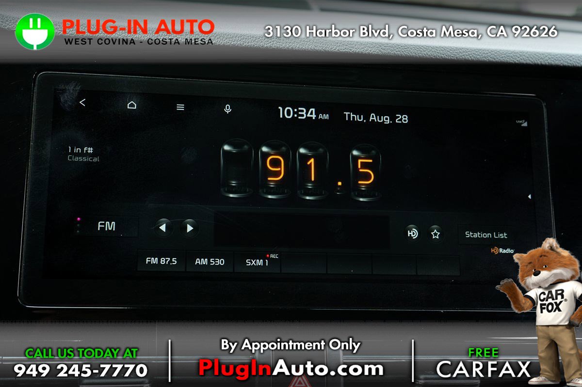 Used 2022 Kia Niro EX image 29