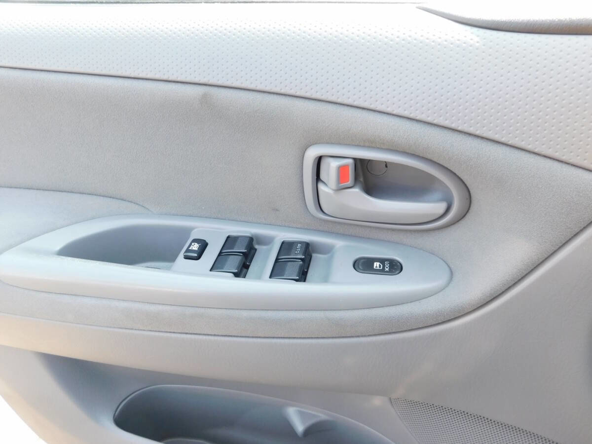 Used 2006 MAZDA MPV LX w/ LX Plus Pkg image 17