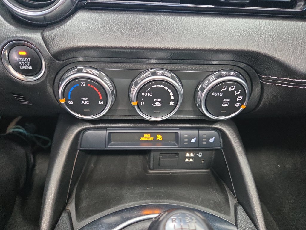 Used 2021 MAZDA MX-5 Miata Grand Touring RWD image 27
