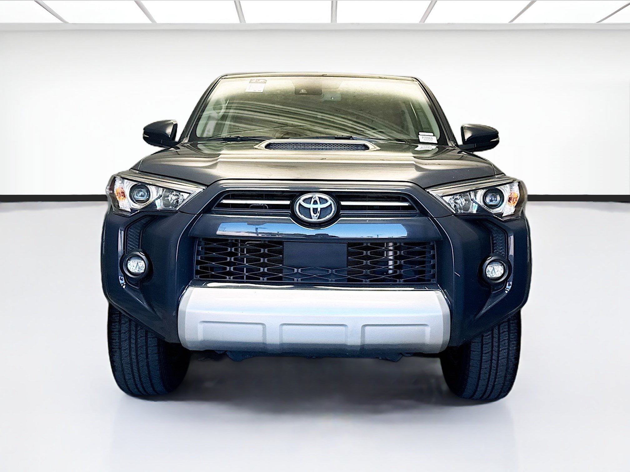 Used 2024 Toyota 4Runner TRD Off-Road Premium AWD/4WD image 2