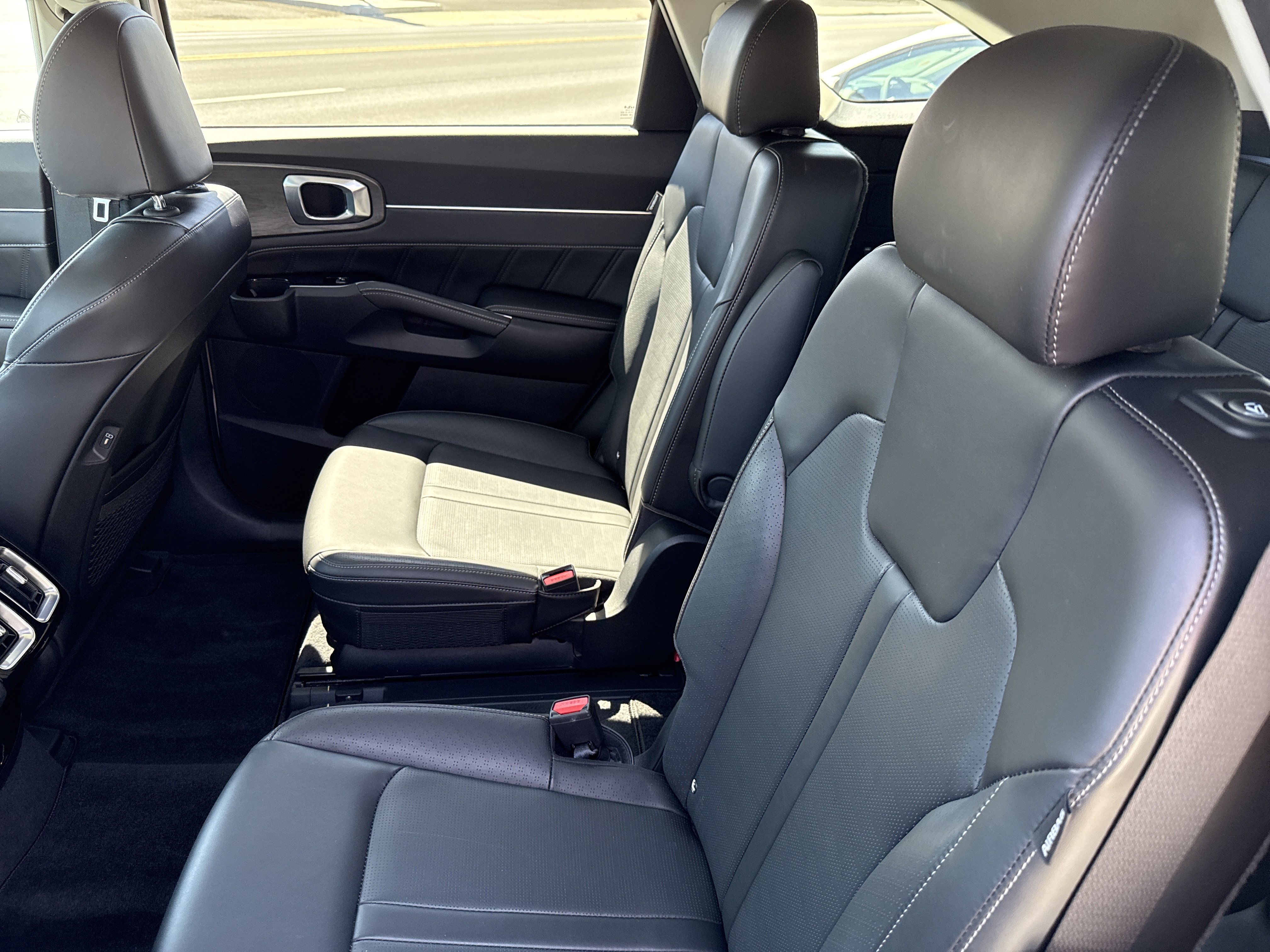 Certified 2024 Kia Sorento SX AWD/4WD image 13