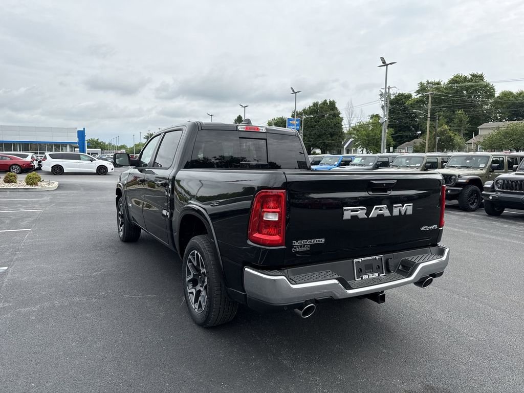 New 2026 RAM 1500 Laramie AWD/4WD image 12