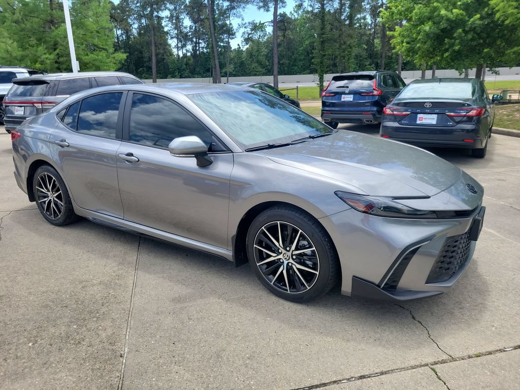 Certified 2025 Toyota Camry SE w/ Convenience Package FWD image 9